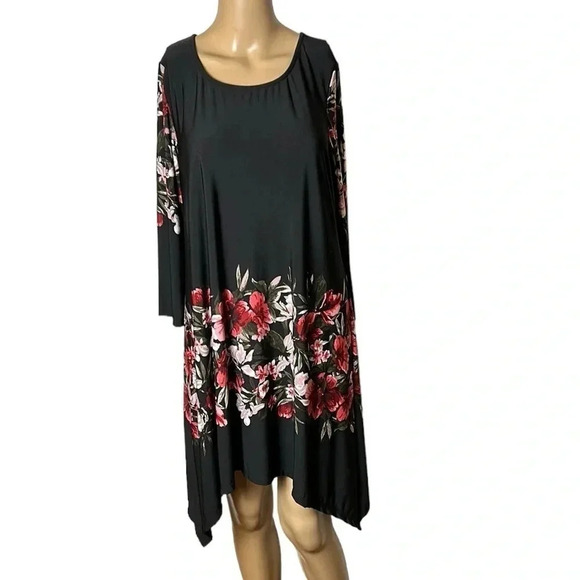 Lbisse NWT hanky floral midi dress, XL. Black,red,
Scoop,pullover,event - Picture 4 of 12